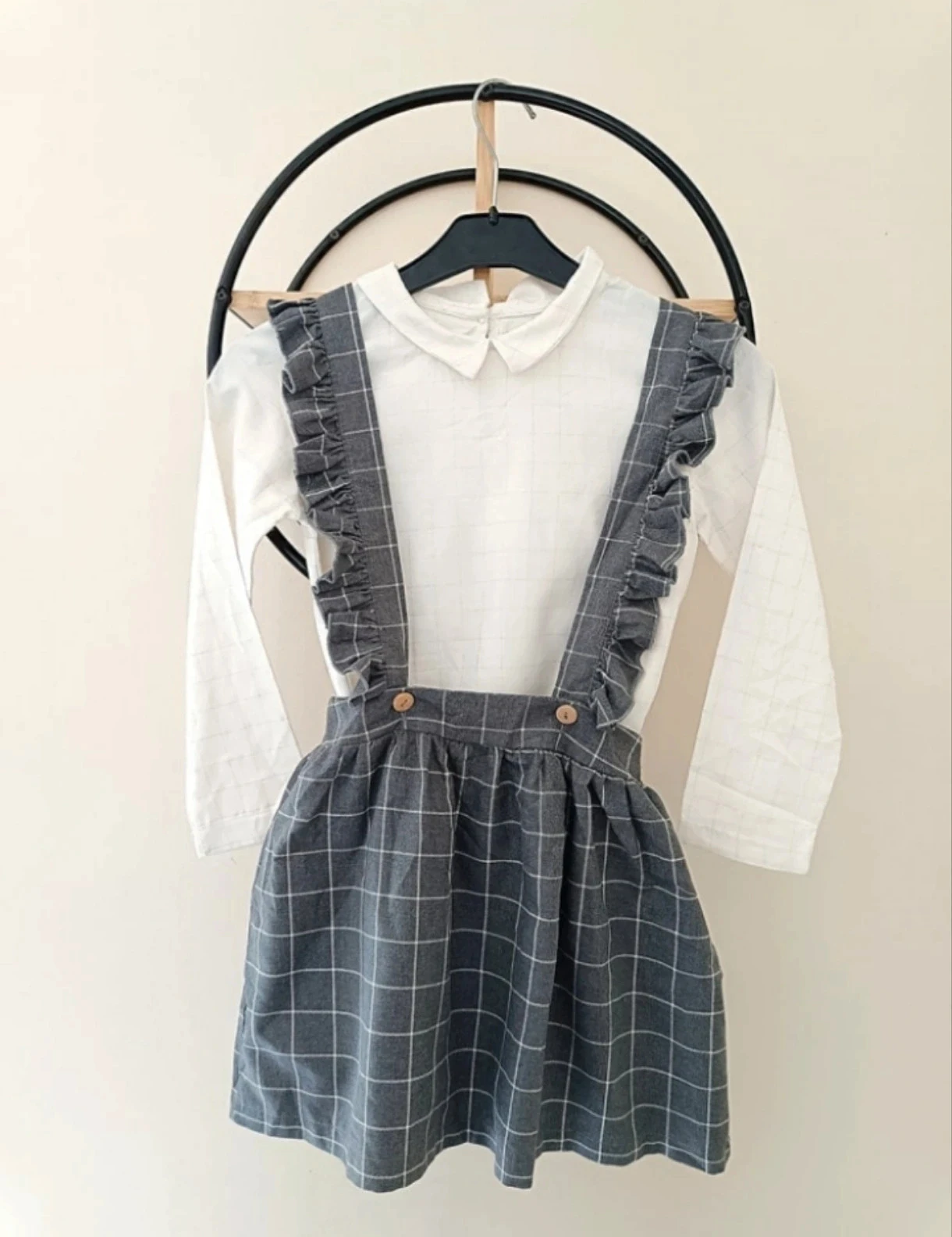 6 ans ensemble little celebs blouse et jupe a bretelles